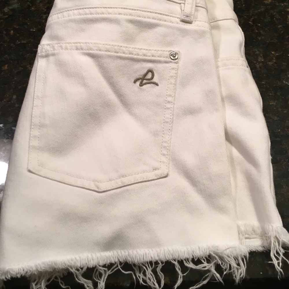 Dl1961 white denim frayed daisy duke.